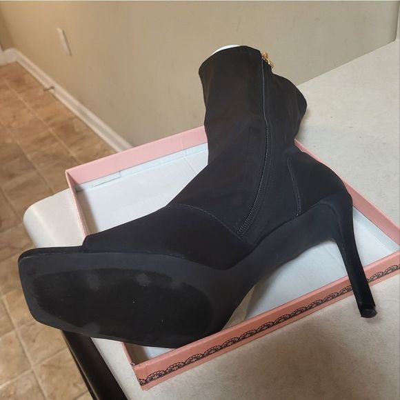 Shoe Boots - Picture 3 of 8